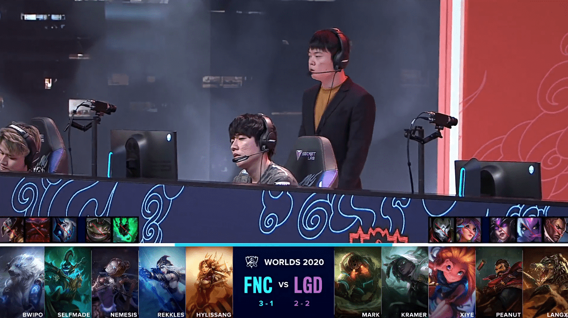 开云-里昂碾压Astralis，Uzi三分雨点燃全场强强对话2025世界赛，技惊四座