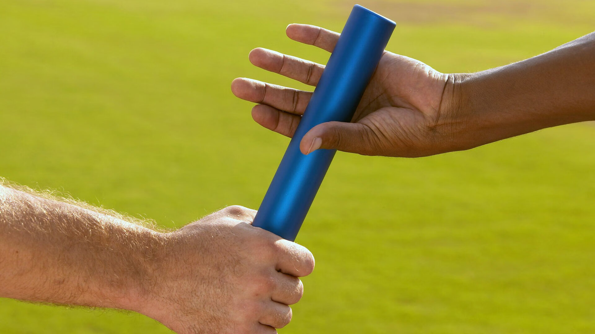 开云体育官网-当猛龙飞入野球场，范弗利特的爆冷，是一场职业天花板对热爱的降维解读